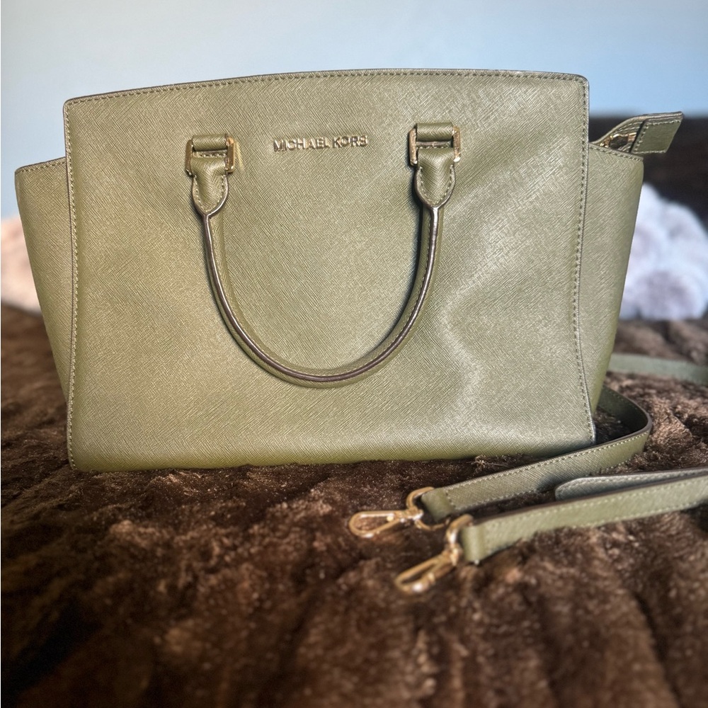 Michael Kors Selma Saffiano Satchel